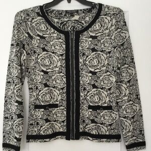 Black & Cream Floral Zip-Front Women's Sweater - size S